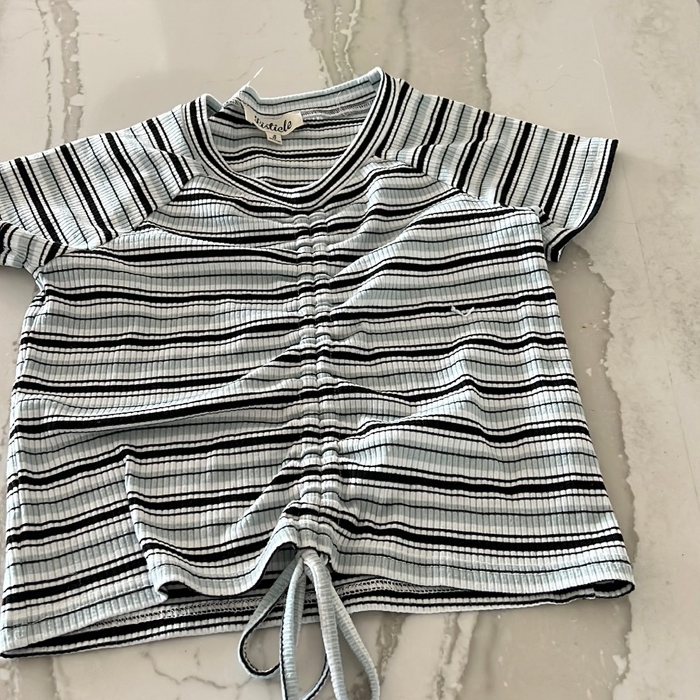 Nina’a Boutique Crop top